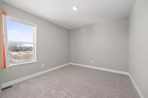 1076 Shoreview Dr, Jordan, MN 55352 photo 26