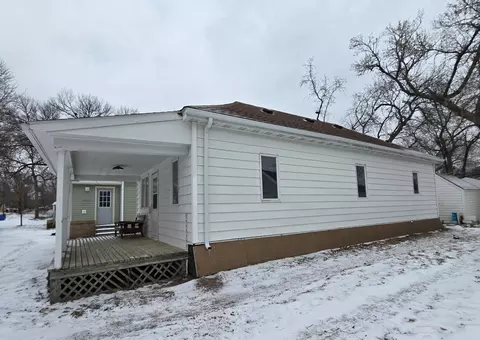 Exterior - 418 3rd St SW, Pipestone, MN 56164 photo 3 of 3