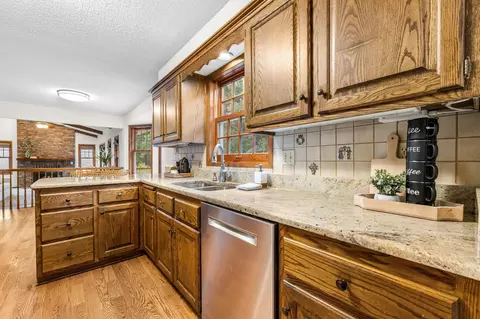 Kitchen - 4094 Blueberry Ln, Eagan, MN 55123 photo 3 of 7