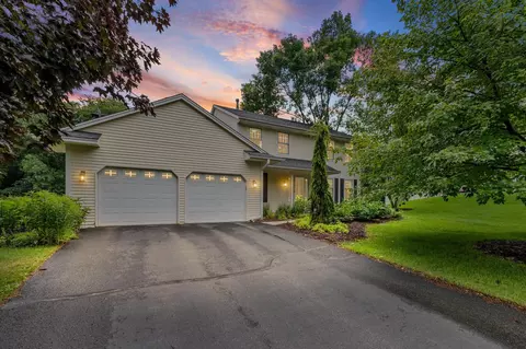 4094 Blueberry Ln, Eagan, MN 55123