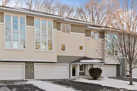 3664 Abbey Way #D, Eagan, MN 55123