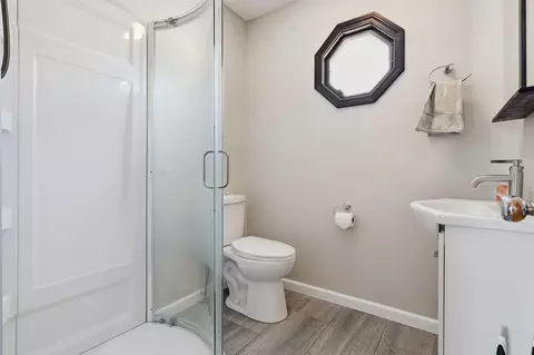 Bath - 2135 Cedar Ln, Mound, MN 55364 photo 1 of 2