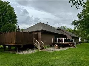 Exterior - 1605 26th St SE, Saint Cloud, MN 56304 photo 7 of 9