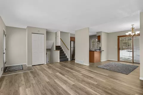 Living - 3958 Riverton Ave, Eagan, MN 55122 photo 4 of 8