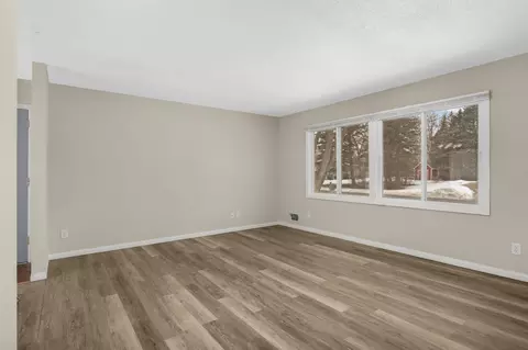 Living - 3958 Riverton Ave, Eagan, MN 55122 photo 2 of 8