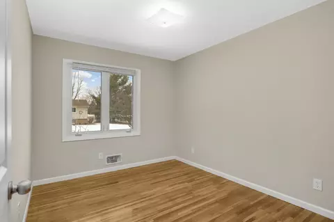 Bedroom - 3958 Riverton Ave, Eagan, MN 55122 photo 3 of 6