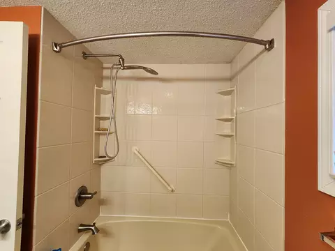 1814 Brookside Cir, Albert Lea, MN 56007 photo 35