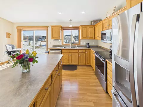 Kitchen - 3880 21st Ave S, Saint Cloud, MN 56301 photo 2 of 2