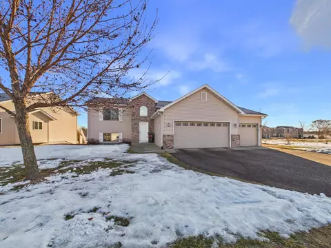Exterior - 3880 21st Ave S, Saint Cloud, MN 56301 photo 4 of 4