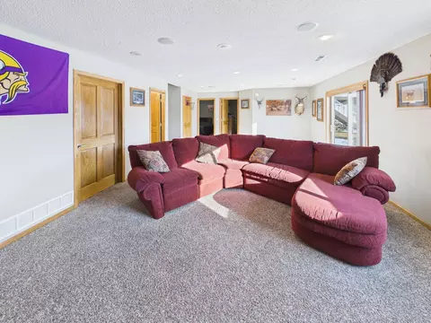 Living - 3880 21st Ave S, Saint Cloud, MN 56301 photo 4 of 5