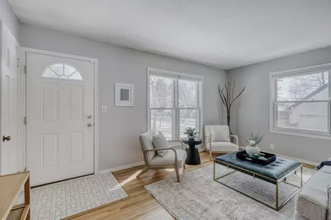 5856 Wentworth Ave, Minneapolis, MN 55419