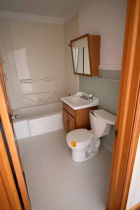 Bath - 20 E Thorpe Ave, Ada, MN 56510 photo 1 of 1