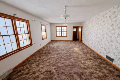 Living - 20 E Thorpe Ave, Ada, MN 56510 photo 3 of 4