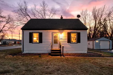 1220 11th Ave, Saint Paul Park, MN 55071