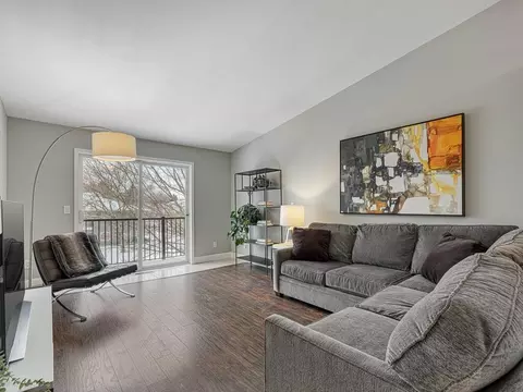 2063 N Park Dr #1, Saint Paul, MN 55119
