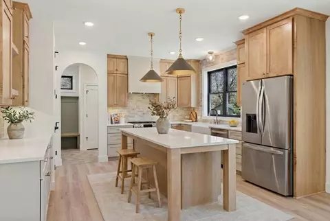Kitchen - 7 Nn Heather Dr #PARCEL A, Shoreview, MN 55126 photo 2 of 2
