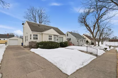 1610 Fremont Ave, Saint Paul, MN 55106