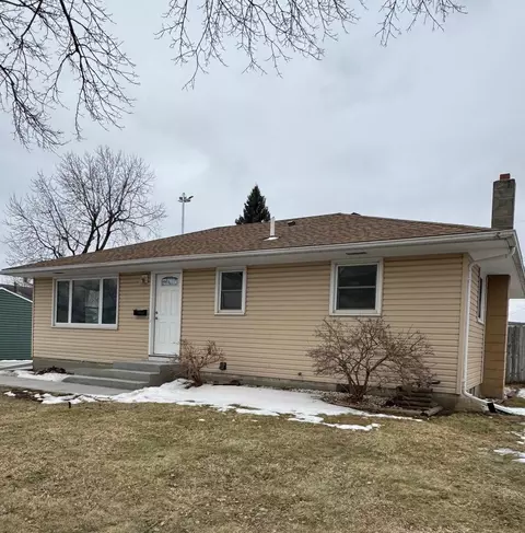 1307 13th Ave NW, Rochester, MN 55901