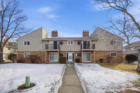 2012 Park Blvd S #B4, Fargo, ND 58103