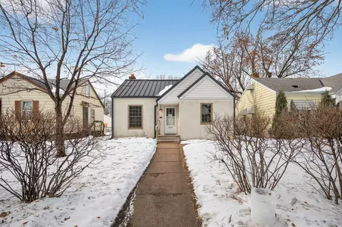 2532 32nd Ave S, Minneapolis, MN 55406