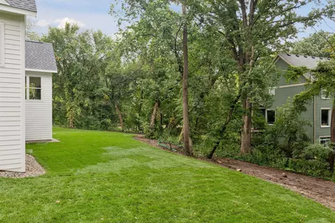 Exterior - 804 Great Oaks Trl, Eagan, MN 55123 photo 8 of 8