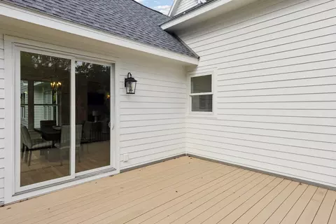 Exterior - 804 Great Oaks Trl, Eagan, MN 55123 photo 6 of 8