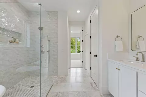 Entry Way - 804 Great Oaks Trl, Eagan, MN 55123 photo 6 of 7