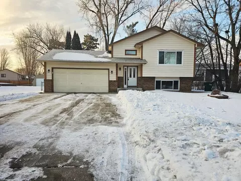 2536 131st Ave NW, Coon Rapids, MN 55448