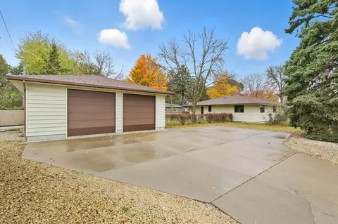 Exterior - 2500 13th St S, Saint Cloud, MN 56301 photo 5 of 6