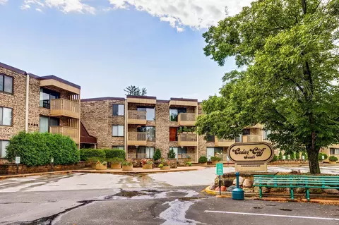 9400 Old Cedar Ave S #119, Bloomington, MN 55425