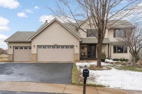 8682 Flamingo Dr, Chanhassen, MN 55317