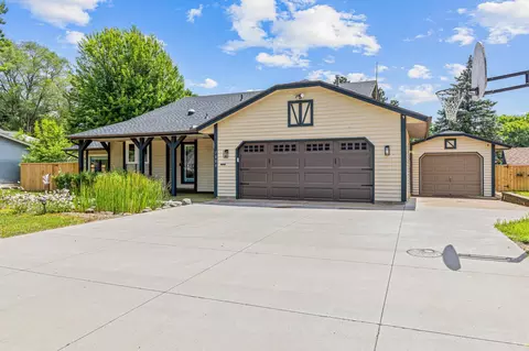 Exterior - 7809 119th Ave N, Champlin, MN 55316 photo 2 of 2