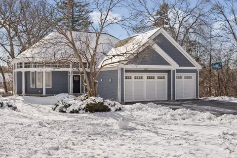 5347 Pinewood Trl, Edina, MN 55436