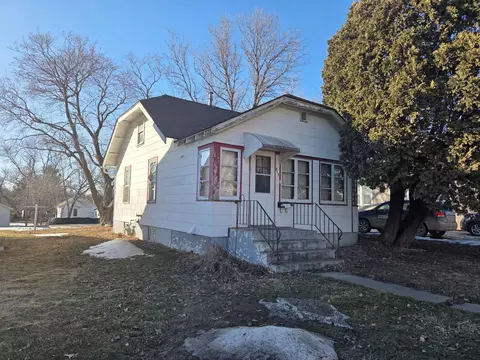717 Garfield Ave, Albert Lea, MN 56007