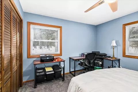 Bedroom - 4016 W Arrowhead Rd, Duluth, MN 55811 photo 3 of 5