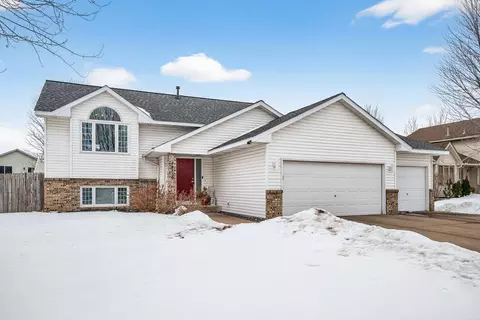 14230 Uranium St NW, Anoka, MN 55303
