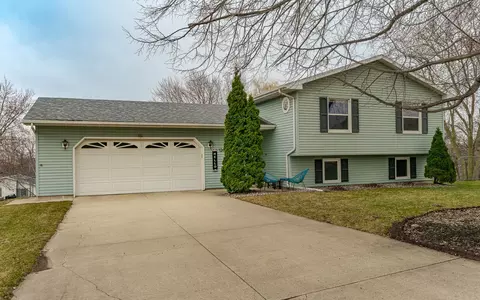 126 8th St NE, Byron, MN 55920