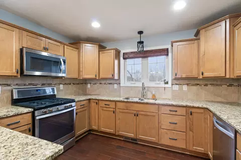 2909 Hanson Ct, Faribault, MN 55021 photo 10