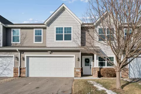 2574 Vierling Dr E, Shakopee, MN 55379
