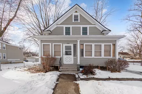1195 Edgerton St, Saint Paul, MN 55130