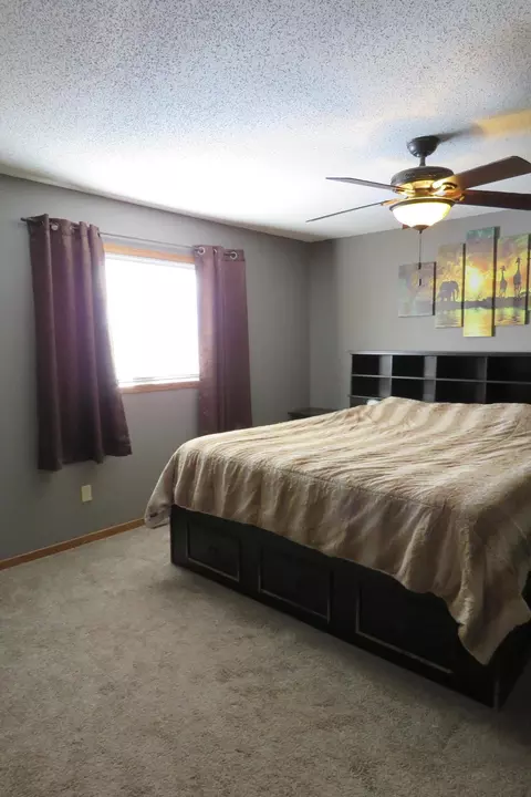 Bedroom - 2922 23rd Ave S, Fargo, ND 58103 photo 1 of 7