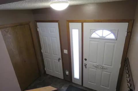 Entry Way - 2922 23rd Ave S, Fargo, ND 58103 photo 4 of 5