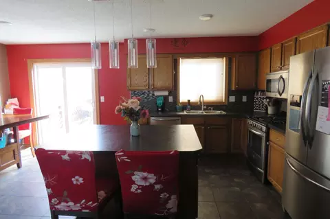 Kitchen - 2922 23rd Ave S, Fargo, ND 58103 photo 3 of 4