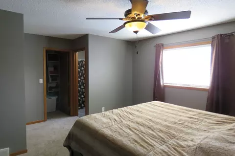 Bedroom - 2922 23rd Ave S, Fargo, ND 58103 photo 3 of 7