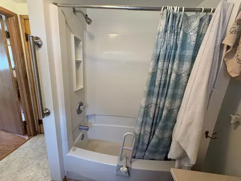 Bath - 301 State St, Tyler, MN 56178 photo 2 of 3