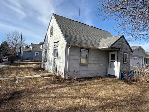 301 State St, Tyler, MN 56178