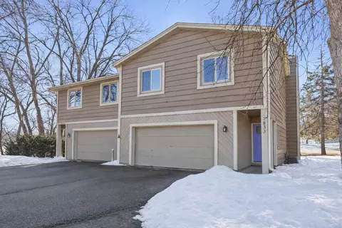 7833 23rd Ave N, Golden Valley, MN 55427