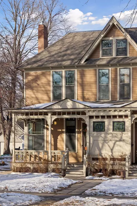 417 Holly Ave, Saint Paul, MN 55102