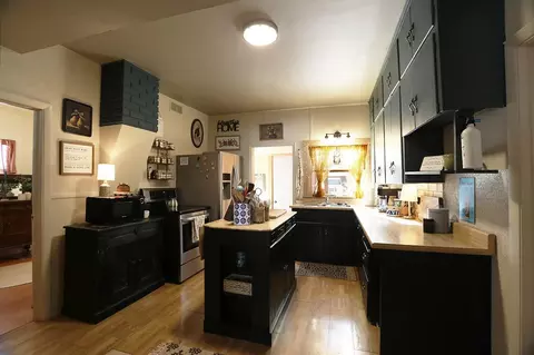 Kitchen - 506 2nd St S, Tower, MN 55790 photo 2 of 2