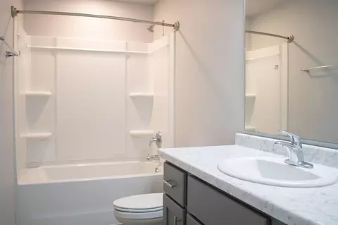 Bath - 6875 16th St S, Fargo, ND 58104 photo 5 of 6